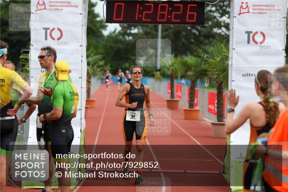 15.06.2025 - 7 Türme Triathlon Michael Strokosch http://msf.ph/oto/7929852 15.06.2025 10:28:26 Ziel 94 meine-sportfotos.de