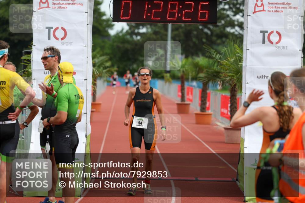 15.06.2025 - 7 Türme Triathlon Michael Strokosch http://msf.ph/oto/7929853 15.06.2025 10:28:27 Ziel 94 meine-sportfotos.de