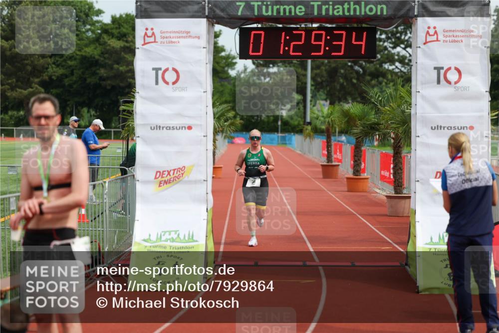 15.06.2025 - 7 Türme Triathlon Michael Strokosch http://msf.ph/oto/7929864 15.06.2025 10:29:34 Ziel 152 meine-sportfotos.de