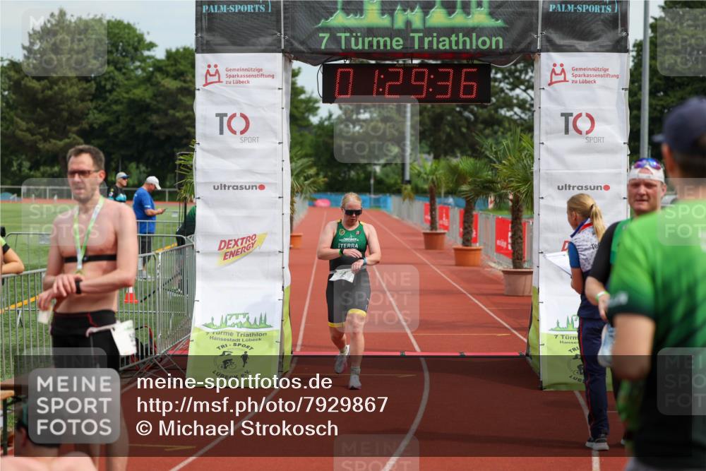 15.06.2025 - 7 Türme Triathlon Michael Strokosch http://msf.ph/oto/7929867 15.06.2025 10:29:36 Ziel 152 meine-sportfotos.de