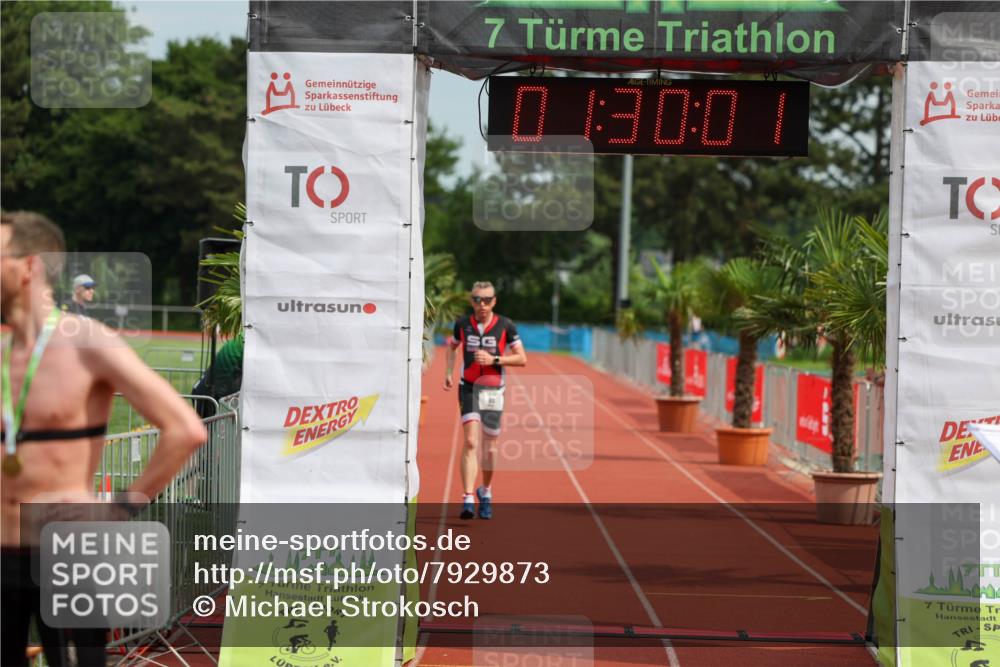 15.06.2025 - 7 Türme Triathlon Michael Strokosch http://msf.ph/oto/7929873 15.06.2025 10:30:02 Ziel 80 meine-sportfotos.de