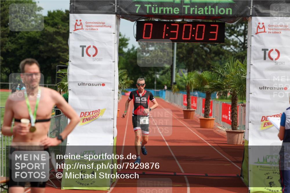 15.06.2025 - 7 Türme Triathlon Michael Strokosch http://msf.ph/oto/7929876 15.06.2025 10:30:03 Ziel 80 meine-sportfotos.de