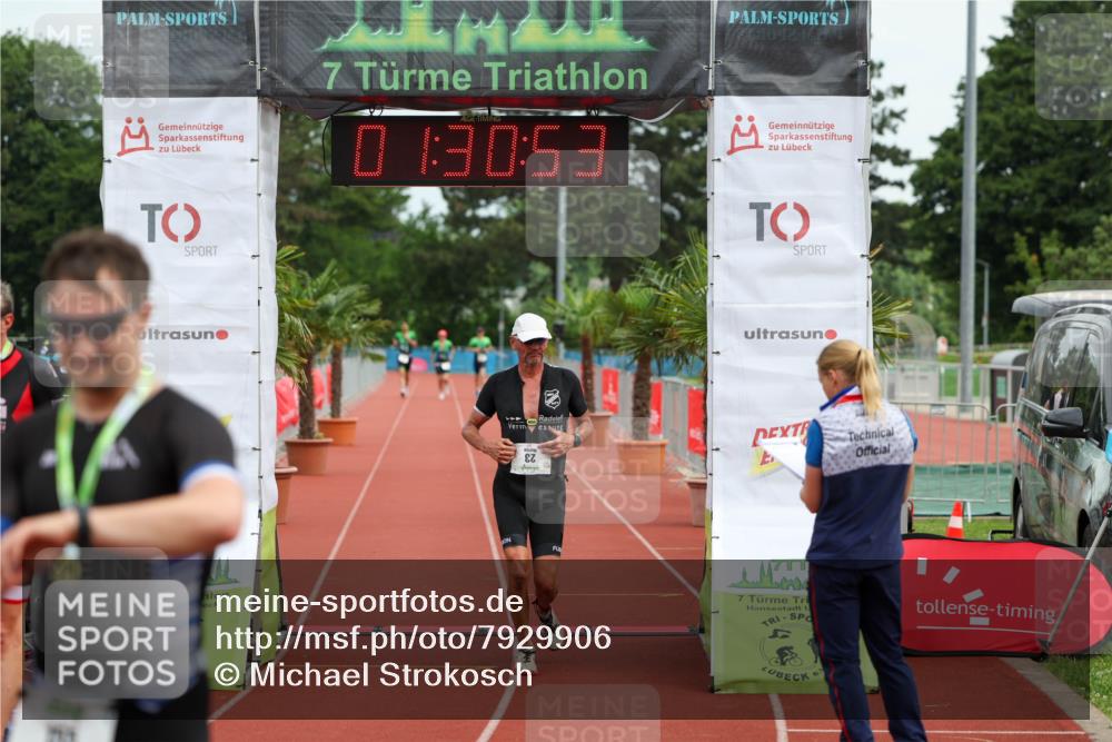 15.06.2025 - 7 Türme Triathlon Michael Strokosch http://msf.ph/oto/7929906 15.06.2025 10:30:53 Ziel 23 meine-sportfotos.de
