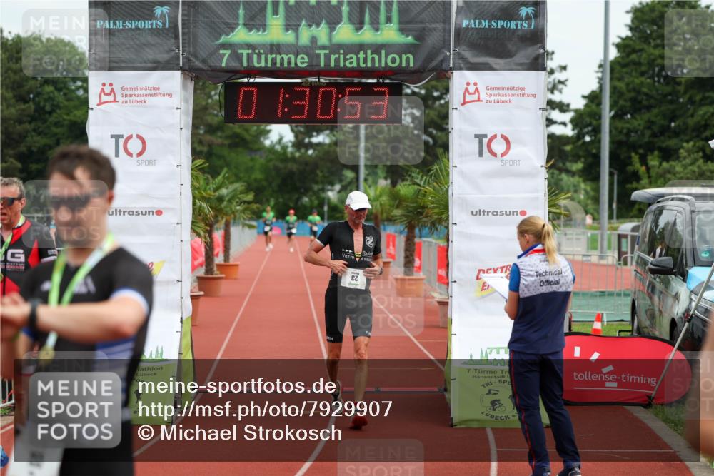 15.06.2025 - 7 Türme Triathlon Michael Strokosch http://msf.ph/oto/7929907 15.06.2025 10:30:53 Ziel 23 meine-sportfotos.de