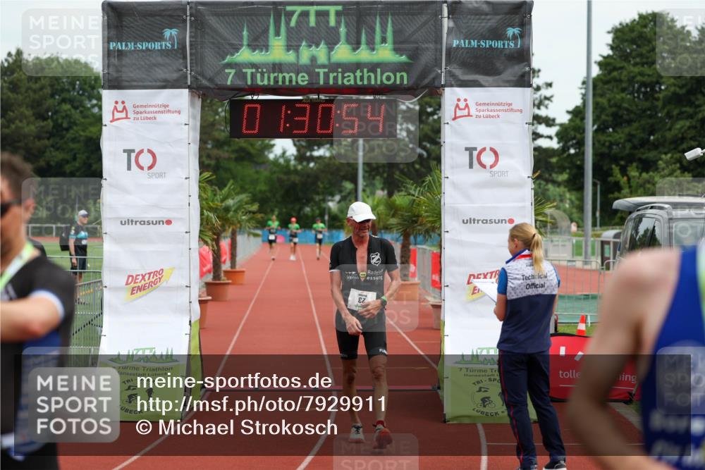 15.06.2025 - 7 Türme Triathlon Michael Strokosch http://msf.ph/oto/7929911 15.06.2025 10:30:54 Ziel 23 meine-sportfotos.de
