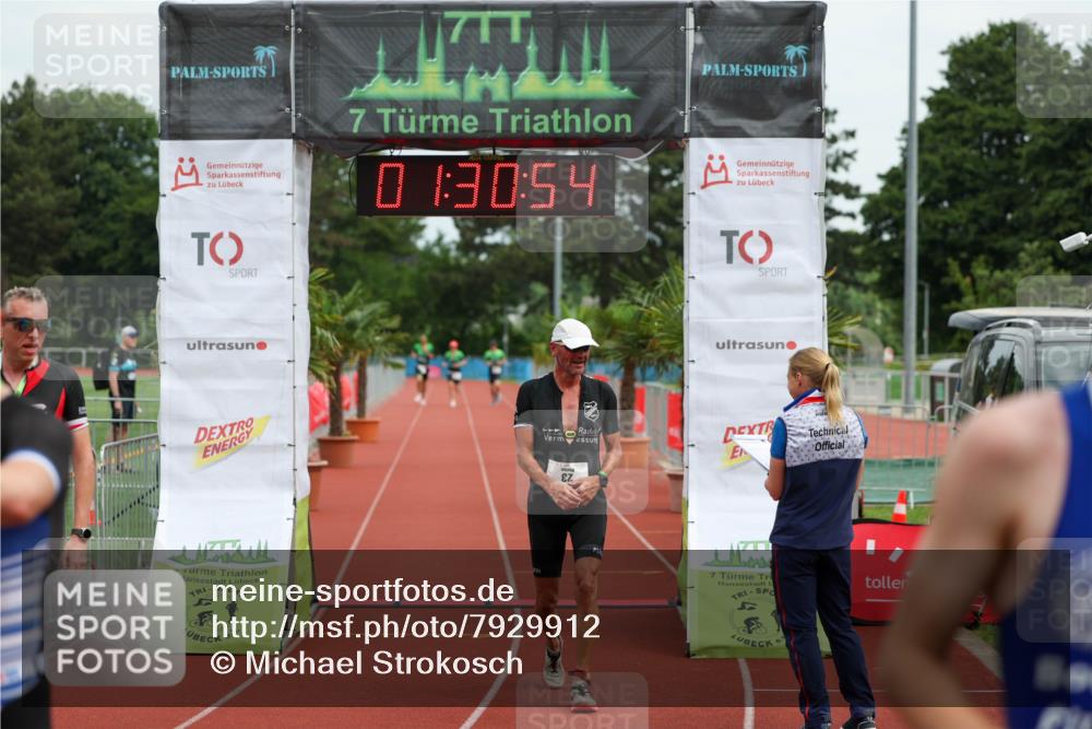 15.06.2025 - 7 Türme Triathlon Michael Strokosch http://msf.ph/oto/7929912 15.06.2025 10:30:55 Ziel 23 meine-sportfotos.de