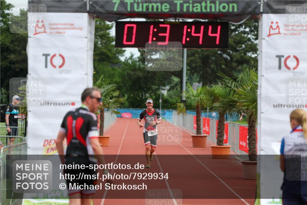 15.06.2025 - 7 Türme Triathlon Michael Strokosch http://msf.ph/oto/7929934 15.06.2025 10:31:45 Ziel 78 meine-sportfotos.de