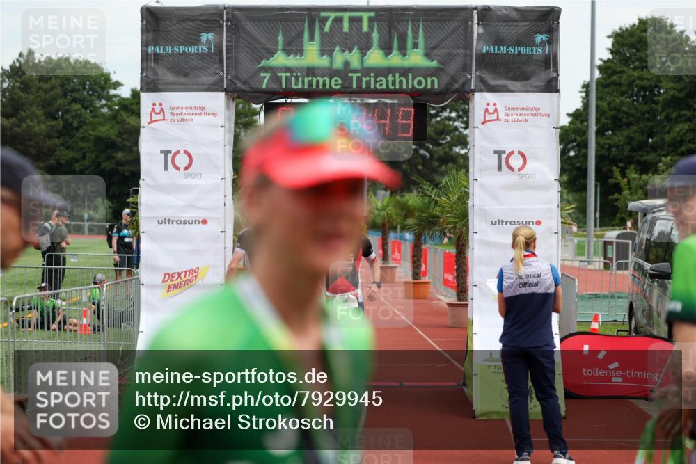 15.06.2025 - 7 Türme Triathlon Michael Strokosch http://msf.ph/oto/7929945 15.06.2025 10:31:50 Ziel 78 meine-sportfotos.de