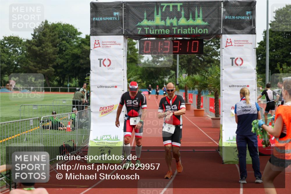 15.06.2025 - 7 Türme Triathlon Michael Strokosch http://msf.ph/oto/7929957 15.06.2025 10:33:10 Ziel 76, 79 meine-sportfotos.de