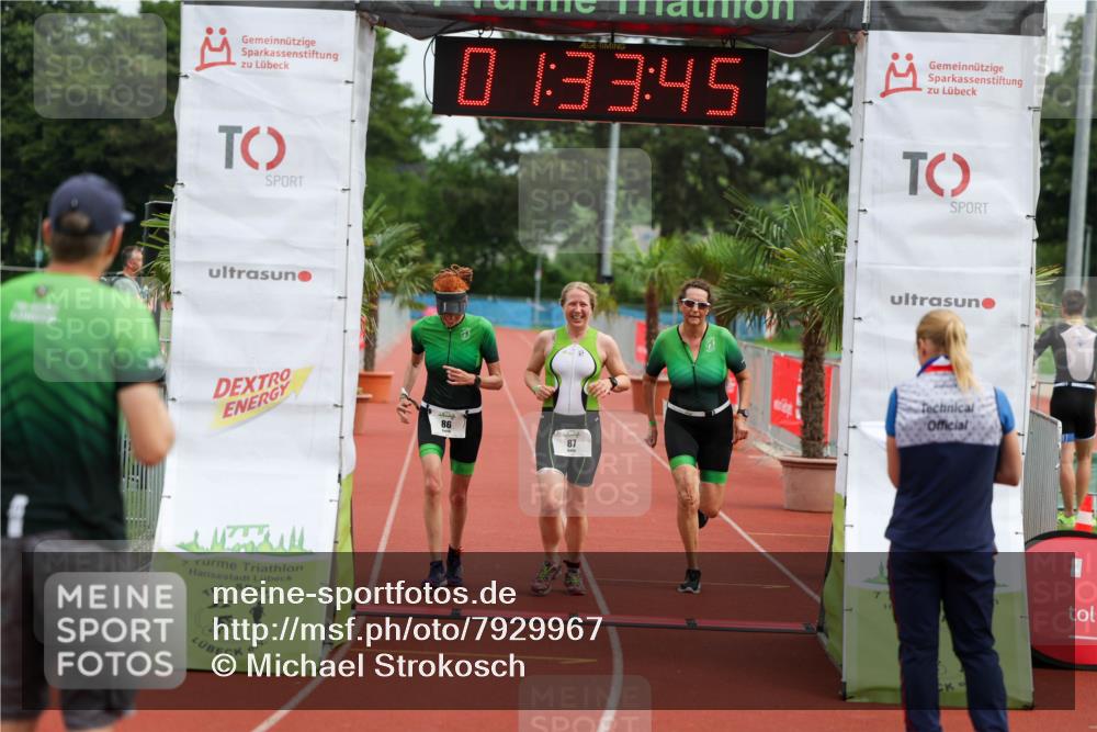 15.06.2025 - 7 Türme Triathlon Michael Strokosch http://msf.ph/oto/7929967 15.06.2025 10:33:46 Ziel 85, 86, 87 meine-sportfotos.de