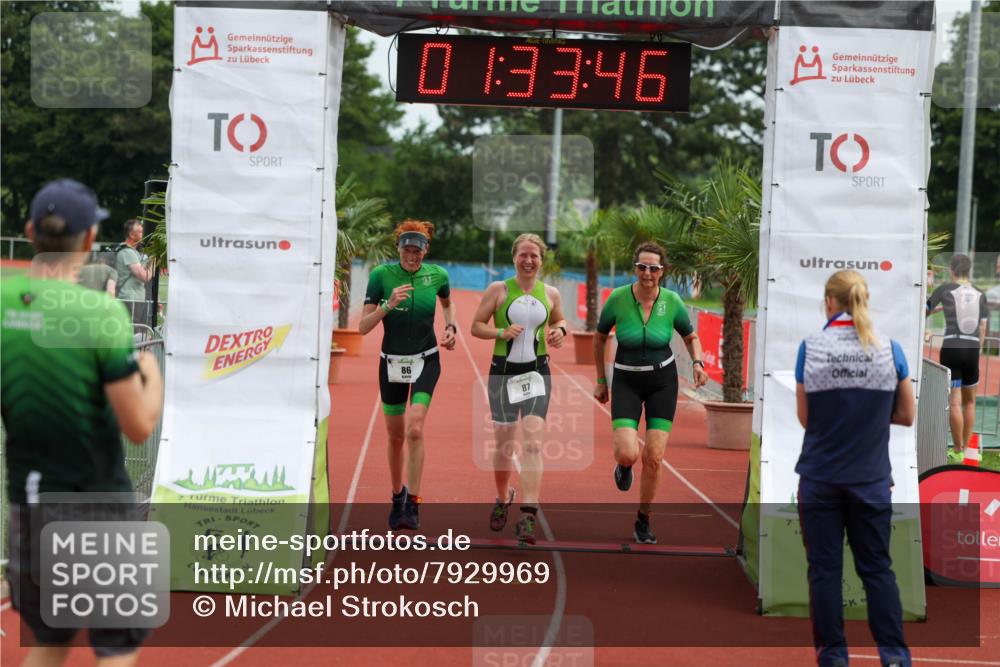 15.06.2025 - 7 Türme Triathlon Michael Strokosch http://msf.ph/oto/7929969 15.06.2025 10:33:46 Ziel 85, 86, 87 meine-sportfotos.de