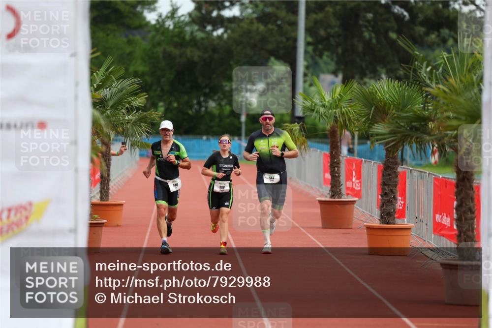 15.06.2025 - 7 Türme Triathlon Michael Strokosch http://msf.ph/oto/7929988 15.06.2025 10:34:49 Ziel 146 meine-sportfotos.de
