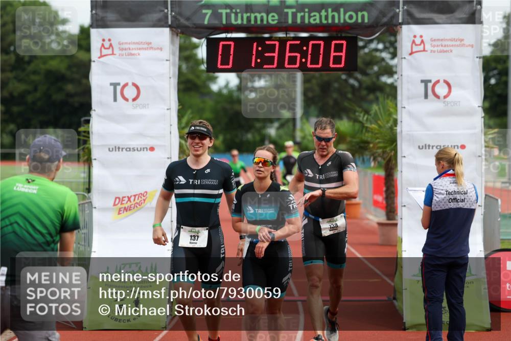 15.06.2025 - 7 Türme Triathlon Michael Strokosch http://msf.ph/oto/7930059 15.06.2025 10:36:09 Ziel 126, 127, 128, 137, 138, 140 meine-sportfotos.de