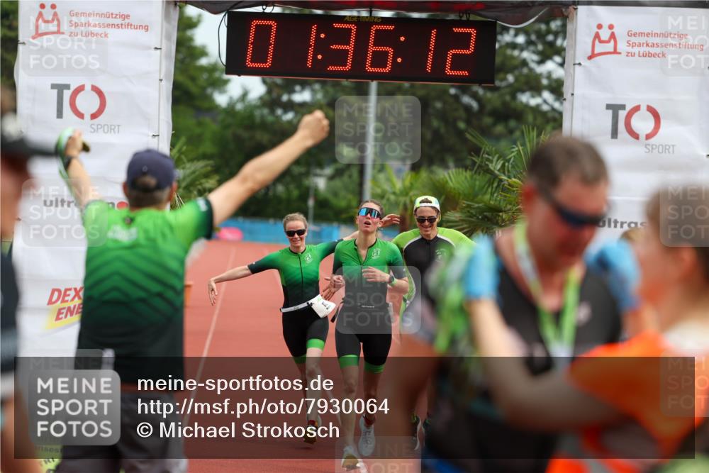 15.06.2025 - 7 Türme Triathlon Michael Strokosch http://msf.ph/oto/7930064 15.06.2025 10:36:12 Ziel 126, 127, 128, 137, 138, 140 meine-sportfotos.de