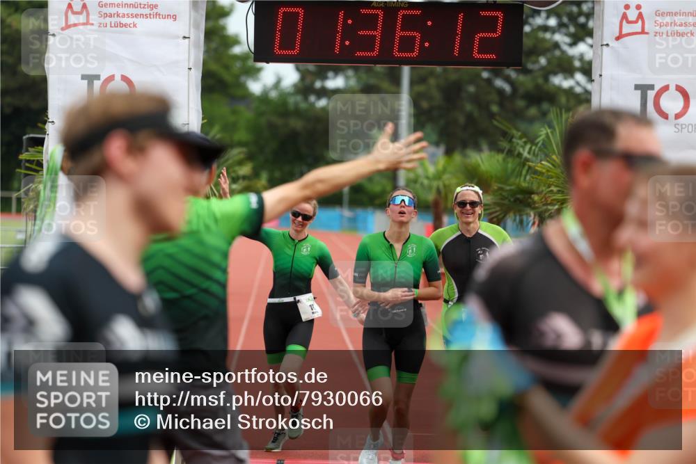 15.06.2025 - 7 Türme Triathlon Michael Strokosch http://msf.ph/oto/7930066 15.06.2025 10:36:13 Ziel 126, 127, 128, 137, 138, 140 meine-sportfotos.de