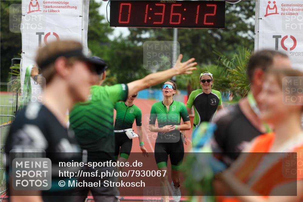15.06.2025 - 7 Türme Triathlon Michael Strokosch http://msf.ph/oto/7930067 15.06.2025 10:36:13 Ziel 126, 127, 128, 137, 138, 140 meine-sportfotos.de