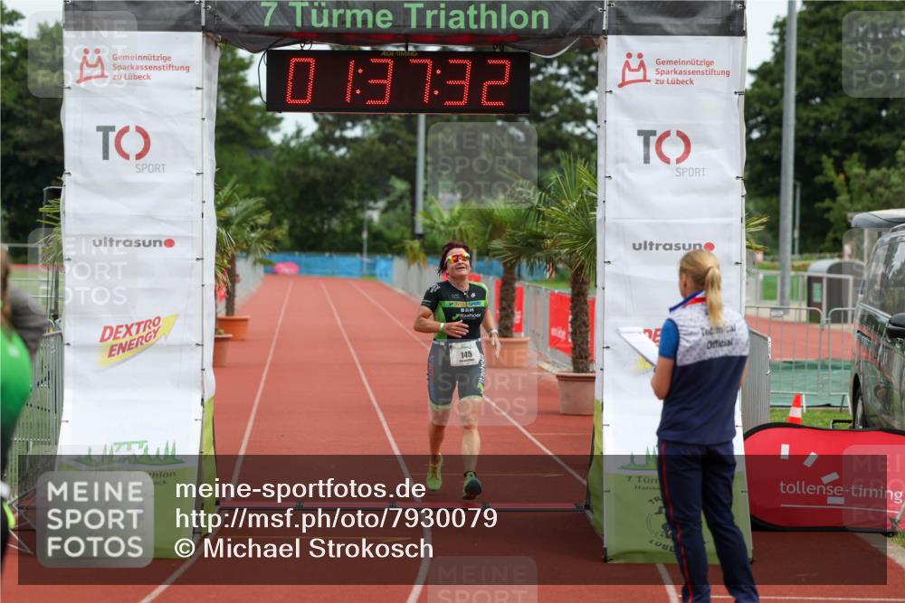 15.06.2025 - 7 Türme Triathlon Michael Strokosch http://msf.ph/oto/7930079 15.06.2025 10:37:32 Ziel 145 meine-sportfotos.de