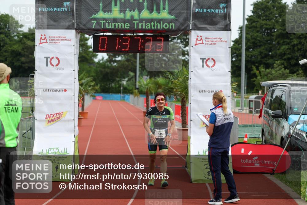 15.06.2025 - 7 Türme Triathlon Michael Strokosch http://msf.ph/oto/7930085 15.06.2025 10:37:34 Ziel 145 meine-sportfotos.de