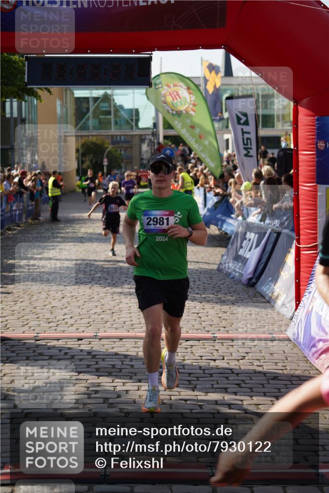 13.06.2025 - Holstenköstenlauf Felixshl http://msf.ph/oto/7930122 13.06.2025 17:55:22 Laufen 2330, 2355, 2387, 2616, 2675, 2765, 2981, 3642 meine-sportfotos.de