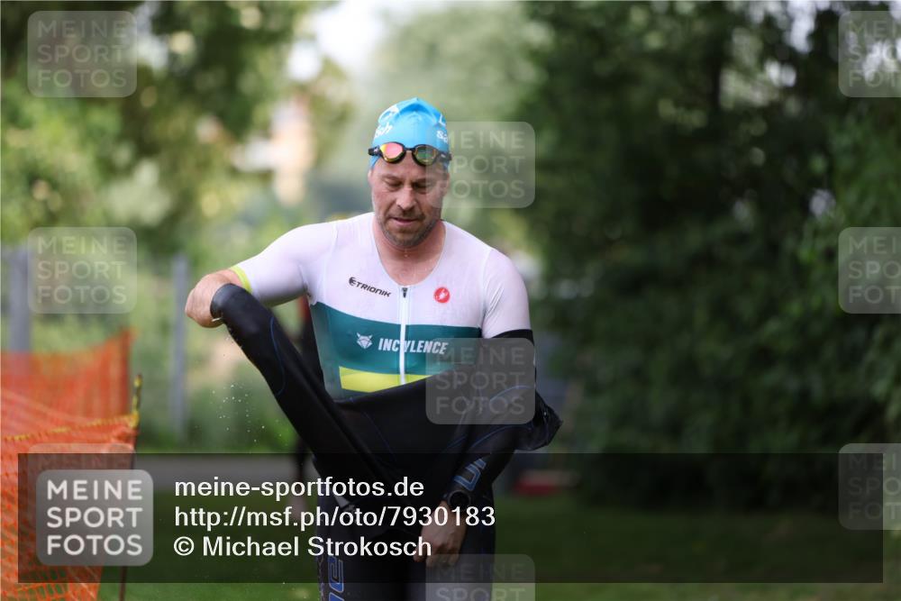 15.06.2025 - 7 Türme Triathlon Michael Strokosch http://msf.ph/oto/7930183 15.06.2025 12:23:02 Schwimmen 353, 376, 436, 440, 495, 506, 546, 598, 681 meine-sportfotos.de