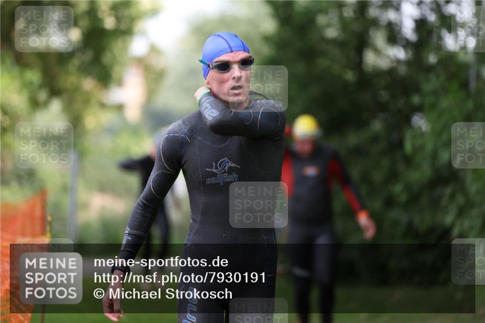 15.06.2025 - 7 Türme Triathlon Michael Strokosch http://msf.ph/oto/7930191 15.06.2025 12:23:06 Schwimmen 353, 376, 436, 474, 495, 506, 546, 598, 681 meine-sportfotos.de