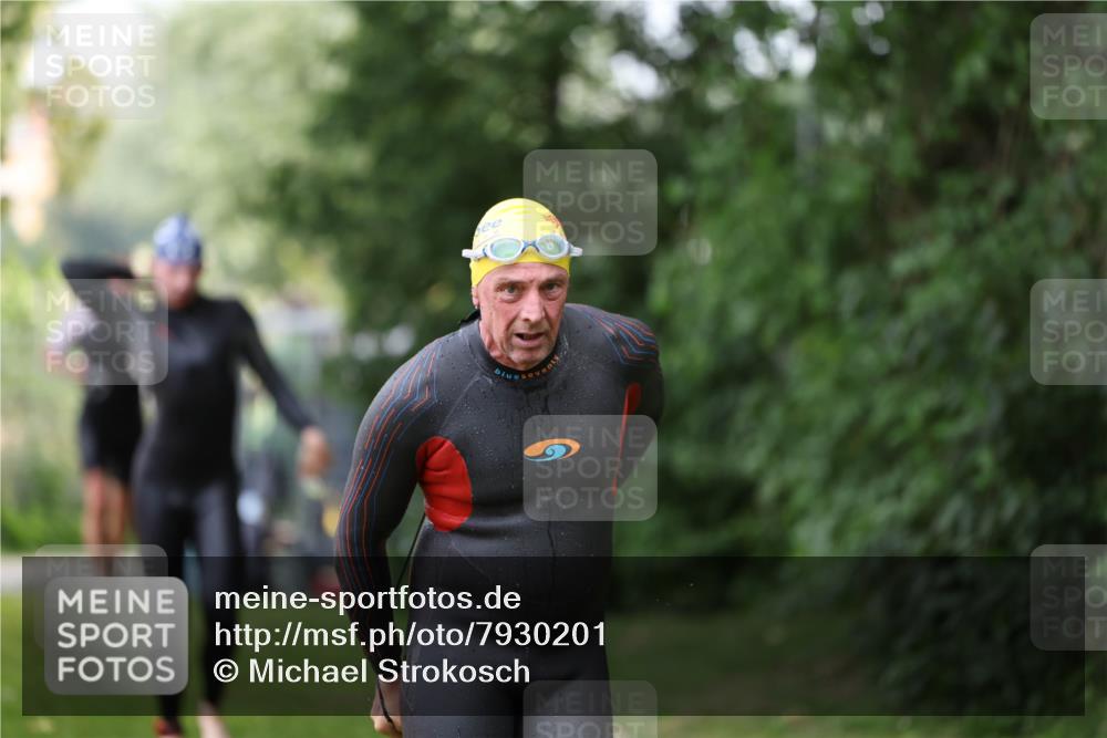 15.06.2025 - 7 Türme Triathlon Michael Strokosch http://msf.ph/oto/7930201 15.06.2025 12:23:09 Schwimmen 353, 376, 422, 436, 474, 495, 506, 546, 606, 681 meine-sportfotos.de