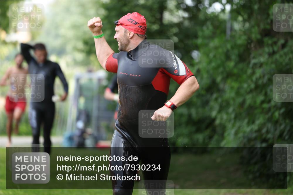 15.06.2025 - 7 Türme Triathlon Michael Strokosch http://msf.ph/oto/7930234 15.06.2025 12:23:23 Schwimmen 376, 388, 422, 436, 457, 474, 541, 546, 558, 606, 639 meine-sportfotos.de
