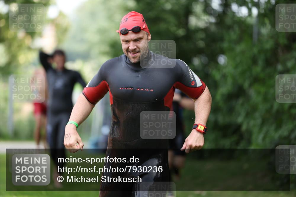 15.06.2025 - 7 Türme Triathlon Michael Strokosch http://msf.ph/oto/7930236 15.06.2025 12:23:24 Schwimmen 388, 422, 436, 457, 474, 541, 546, 558, 606, 639 meine-sportfotos.de