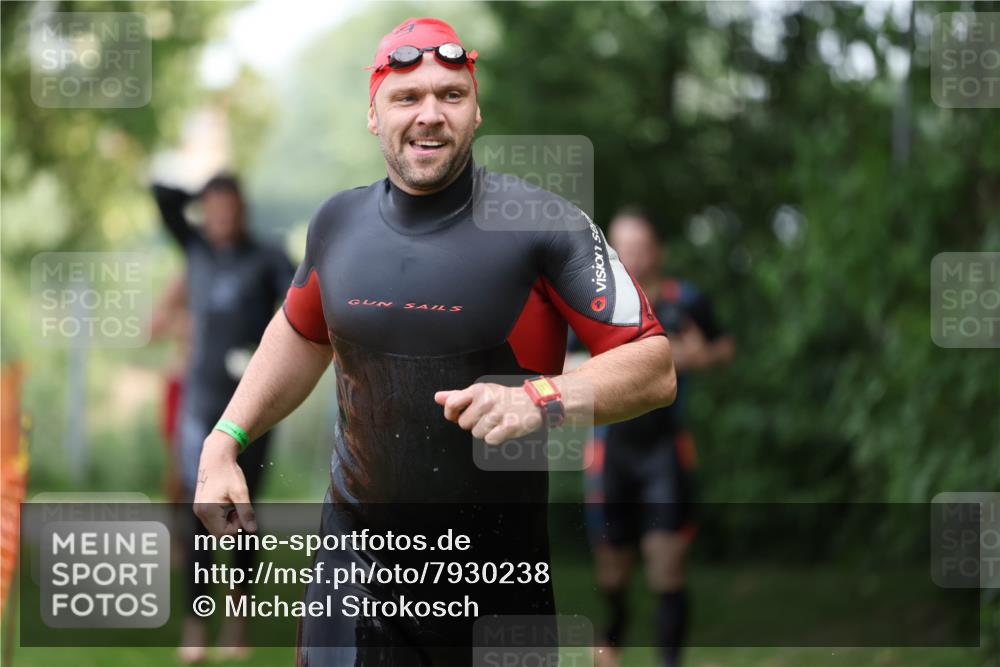 15.06.2025 - 7 Türme Triathlon Michael Strokosch http://msf.ph/oto/7930238 15.06.2025 12:23:24 Schwimmen 388, 422, 436, 457, 474, 541, 546, 558, 606, 639 meine-sportfotos.de