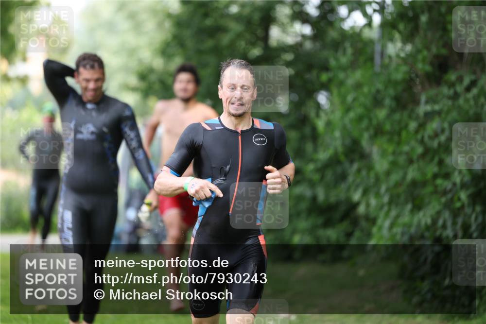 15.06.2025 - 7 Türme Triathlon Michael Strokosch http://msf.ph/oto/7930243 15.06.2025 12:23:26 Schwimmen 388, 422, 457, 474, 541, 546, 558, 606, 639 meine-sportfotos.de
