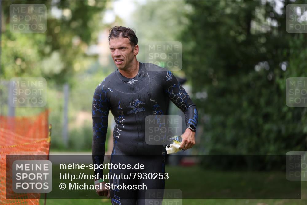 15.06.2025 - 7 Türme Triathlon Michael Strokosch http://msf.ph/oto/7930253 15.06.2025 12:23:28 Schwimmen 388, 422, 457, 467, 474, 541, 558, 606, 639 meine-sportfotos.de