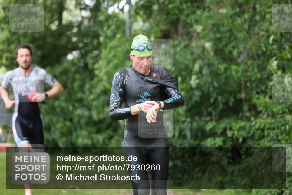 15.06.2025 - 7 Türme Triathlon Michael Strokosch http://msf.ph/oto/7930260 15.06.2025 12:23:32 Schwimmen 388, 422, 457, 467, 474, 541, 558, 582, 606, 639 meine-sportfotos.de