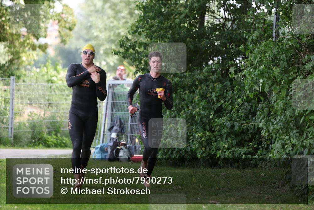 15.06.2025 - 7 Türme Triathlon Michael Strokosch http://msf.ph/oto/7930273 15.06.2025 12:23:37 Schwimmen 388, 422, 457, 467, 541, 558, 580, 582, 606, 639 meine-sportfotos.de