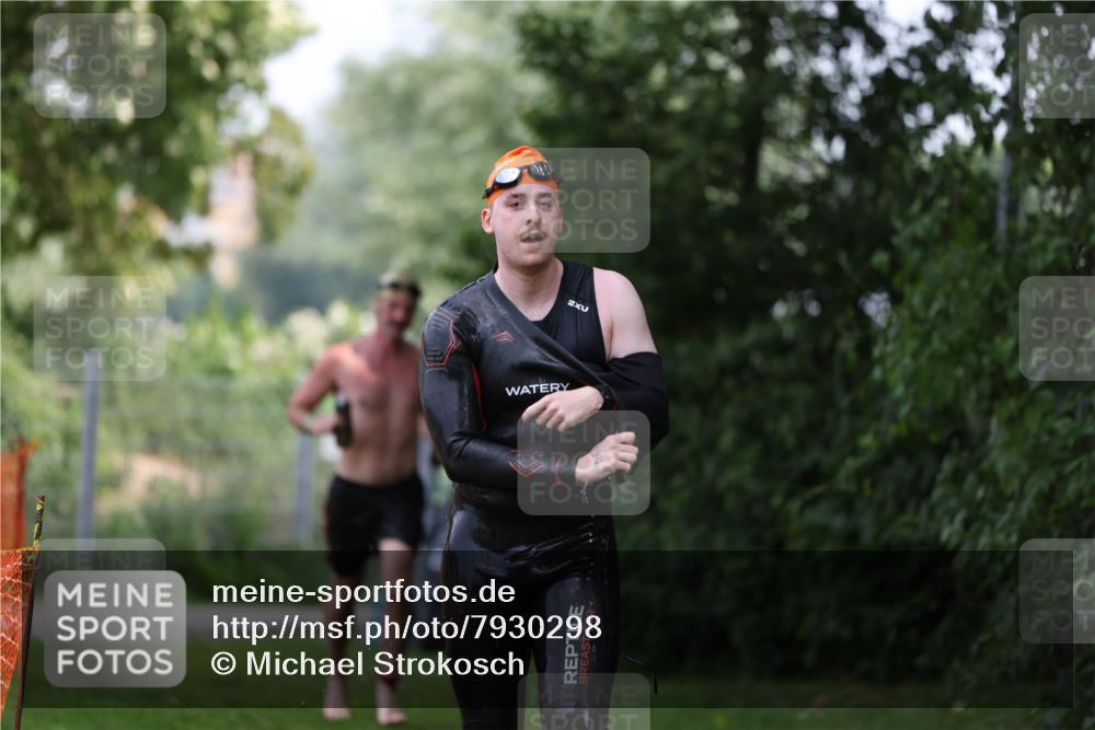 15.06.2025 - 7 Türme Triathlon Michael Strokosch http://msf.ph/oto/7930298 15.06.2025 12:23:45 Schwimmen 457, 467, 541, 580, 582, 639 meine-sportfotos.de