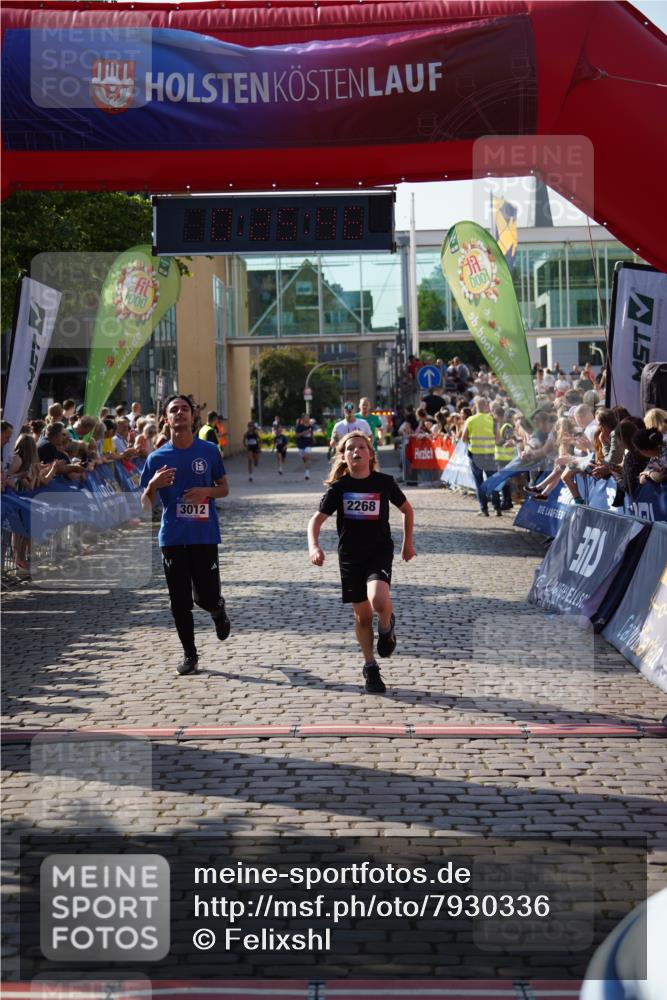 13.06.2025 - Holstenköstenlauf Felixshl http://msf.ph/oto/7930336 13.06.2025 17:55:47 Laufen 2268, 2547, 2781, 3012, 3249, 3282, 3633, 3757 meine-sportfotos.de
