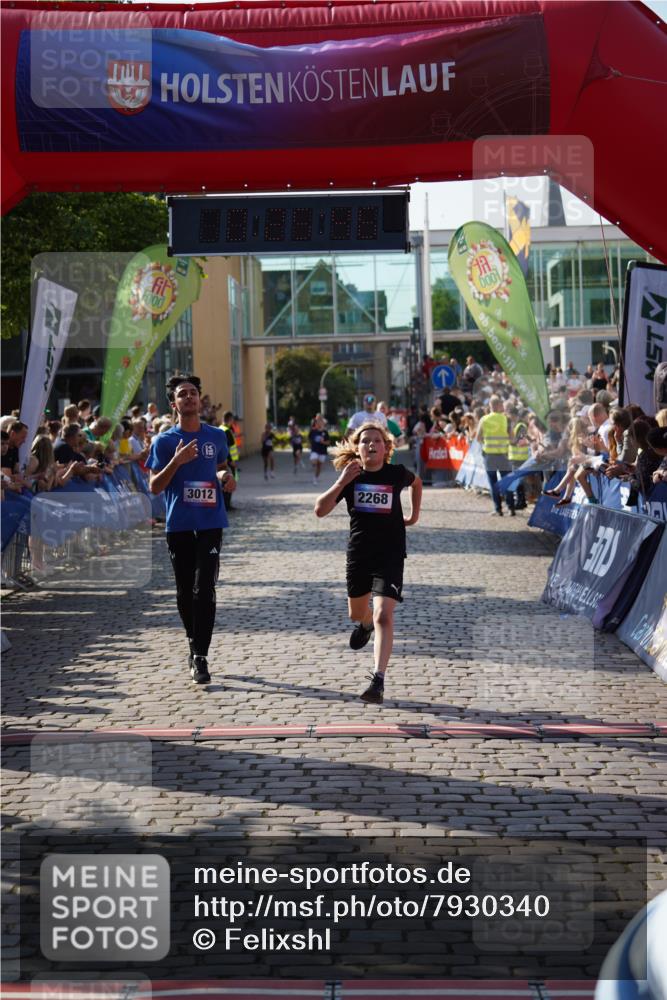 13.06.2025 - Holstenköstenlauf Felixshl http://msf.ph/oto/7930340 13.06.2025 17:55:47 Laufen 2268, 2547, 2781, 3012, 3249, 3282, 3633, 3757 meine-sportfotos.de
