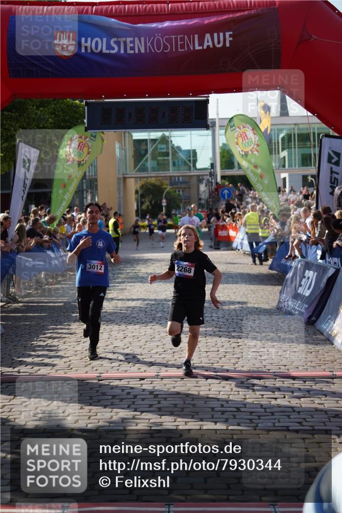 13.06.2025 - Holstenköstenlauf Felixshl http://msf.ph/oto/7930344 13.06.2025 17:55:47 Laufen 2268, 2547, 2781, 3012, 3249, 3282, 3633, 3757 meine-sportfotos.de