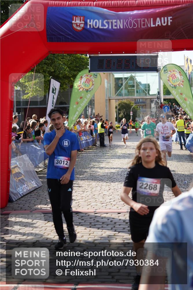 13.06.2025 - Holstenköstenlauf Felixshl http://msf.ph/oto/7930384 13.06.2025 17:55:50 Laufen 2006, 2268, 2547, 2781, 3012, 3249, 3633, 3757, 3821 meine-sportfotos.de
