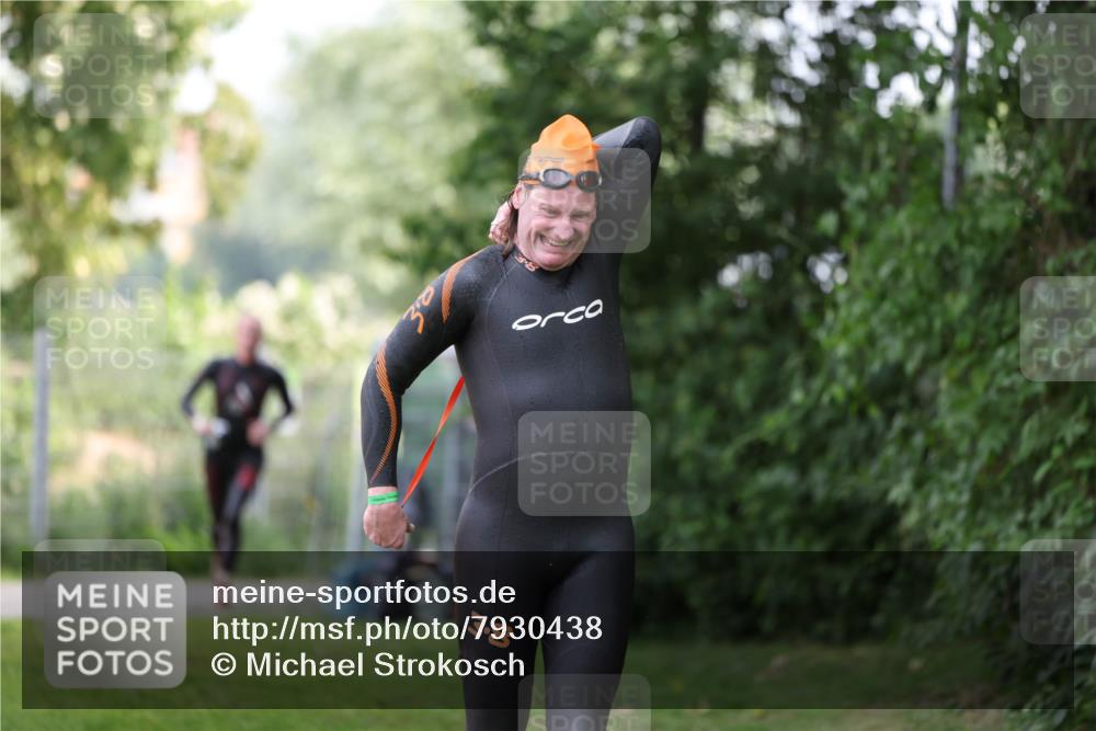 15.06.2025 - 7 Türme Triathlon Michael Strokosch http://msf.ph/oto/7930438 15.06.2025 12:25:28 Schwimmen 379, 441, 587, 663 meine-sportfotos.de