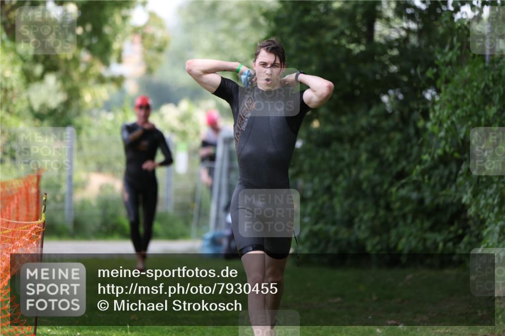 15.06.2025 - 7 Türme Triathlon Michael Strokosch http://msf.ph/oto/7930455 15.06.2025 12:25:58 Schwimmen 393, 469, 479, 619, 621 meine-sportfotos.de