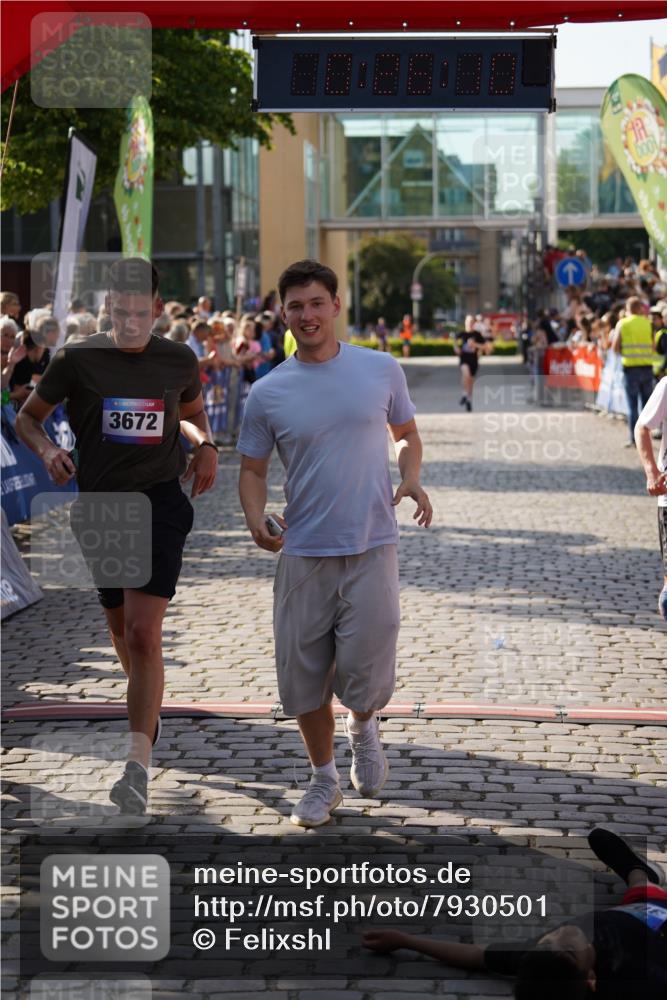 13.06.2025 - Holstenköstenlauf Felixshl http://msf.ph/oto/7930501 13.06.2025 17:56:12 Laufen 2175, 2292, 2555, 2917, 3043, 3602, 3672 meine-sportfotos.de