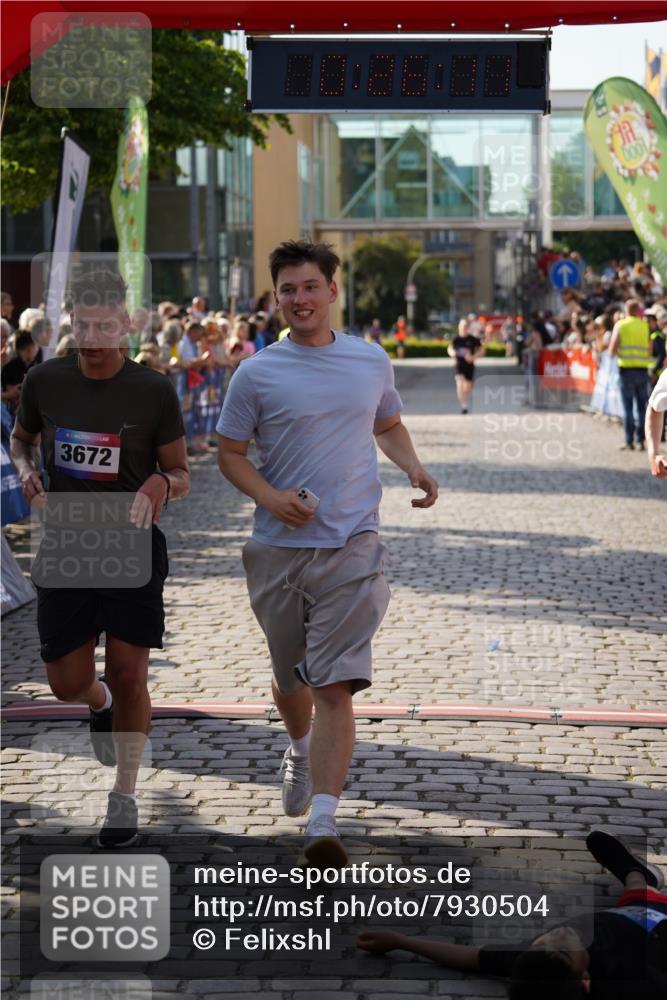 13.06.2025 - Holstenköstenlauf Felixshl http://msf.ph/oto/7930504 13.06.2025 17:56:12 Laufen 2175, 2292, 2555, 2917, 3043, 3602, 3672 meine-sportfotos.de