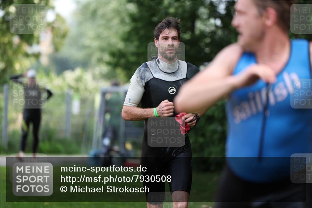 15.06.2025 - 7 Türme Triathlon Michael Strokosch http://msf.ph/oto/7930508 15.06.2025 12:26:14 Schwimmen 393, 398, 456, 469, 479, 600, 621 meine-sportfotos.de
