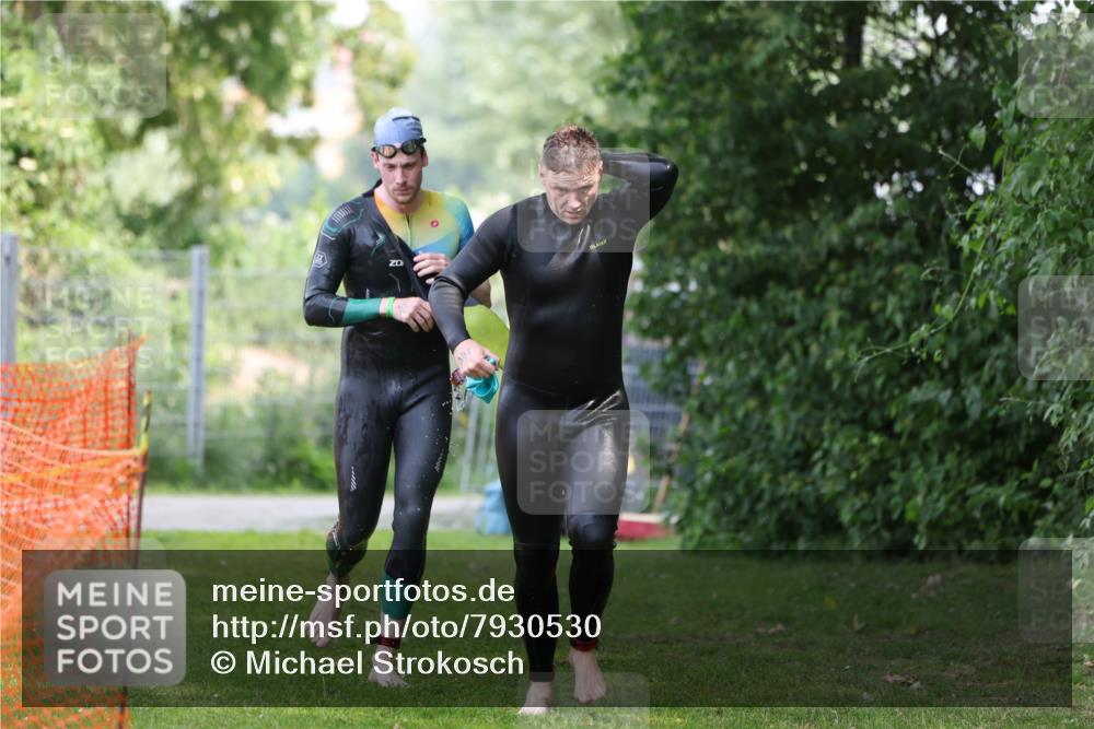 15.06.2025 - 7 Türme Triathlon Michael Strokosch http://msf.ph/oto/7930530 15.06.2025 12:26:26 Schwimmen 398, 456, 516, 600 meine-sportfotos.de