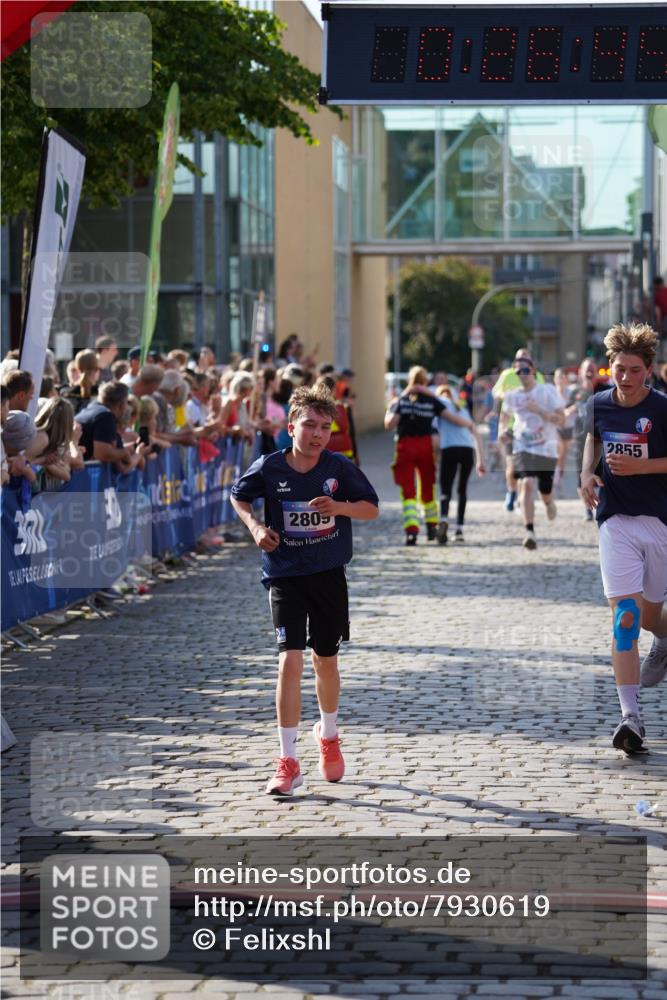 13.06.2025 - Holstenköstenlauf Felixshl http://msf.ph/oto/7930619 13.06.2025 17:56:45 Laufen 2809, 2855, 3716, 3744, 3892, 3901, 3923 meine-sportfotos.de