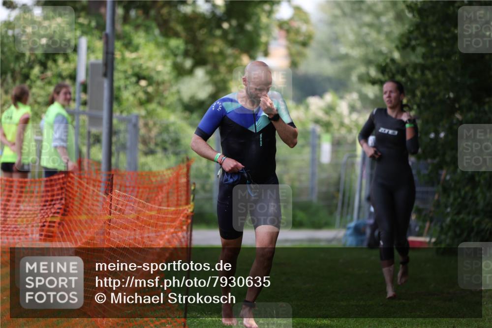 15.06.2025 - 7 Türme Triathlon Michael Strokosch http://msf.ph/oto/7930635 15.06.2025 12:27:29 Schwimmen 589, 617, 642 meine-sportfotos.de