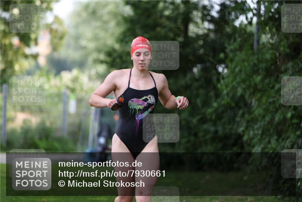 15.06.2025 - 7 Türme Triathlon Michael Strokosch http://msf.ph/oto/7930661 15.06.2025 12:27:36 Schwimmen 509, 525, 589, 617, 642 meine-sportfotos.de