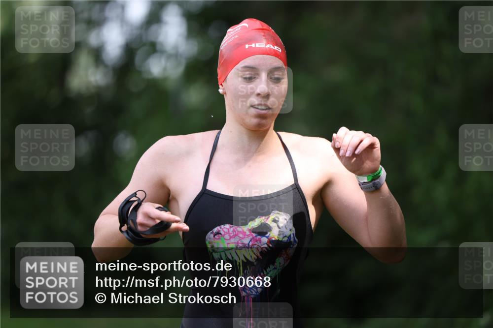 15.06.2025 - 7 Türme Triathlon Michael Strokosch http://msf.ph/oto/7930668 15.06.2025 12:27:38 Schwimmen 509, 525, 589, 617, 642 meine-sportfotos.de