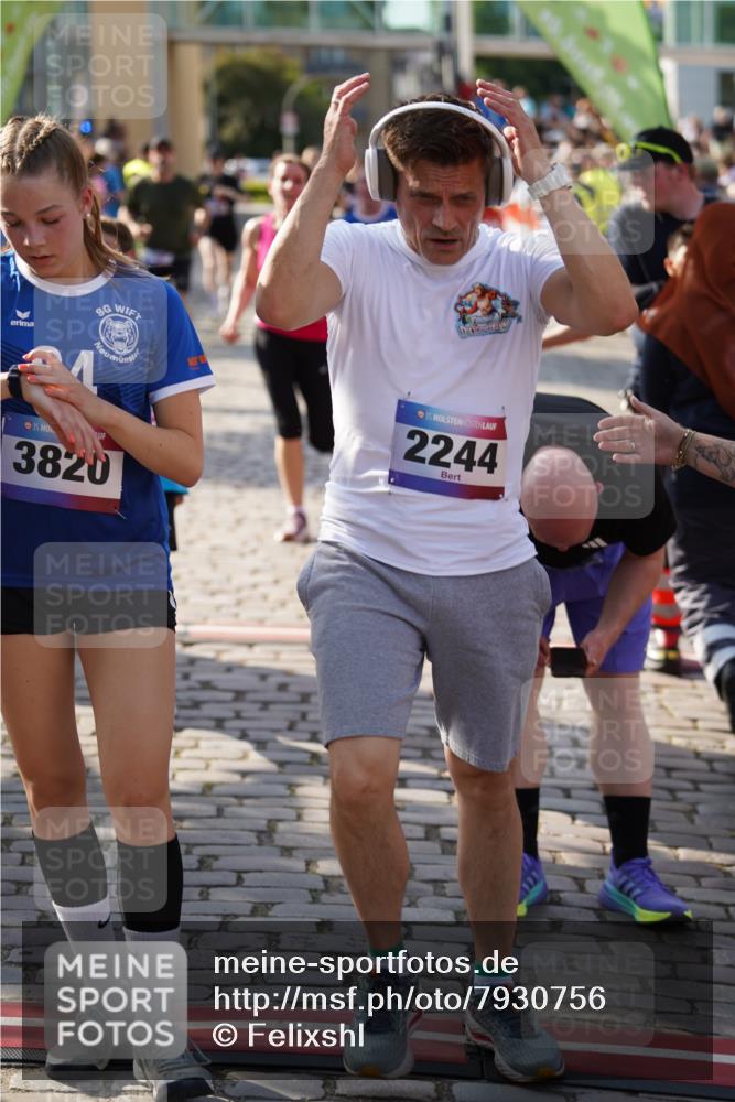 13.06.2025 - Holstenköstenlauf Felixshl http://msf.ph/oto/7930756 13.06.2025 17:57:01 Laufen 2244, 2472, 2487, 3124, 3126, 3137, 3629, 3820, 3970 meine-sportfotos.de