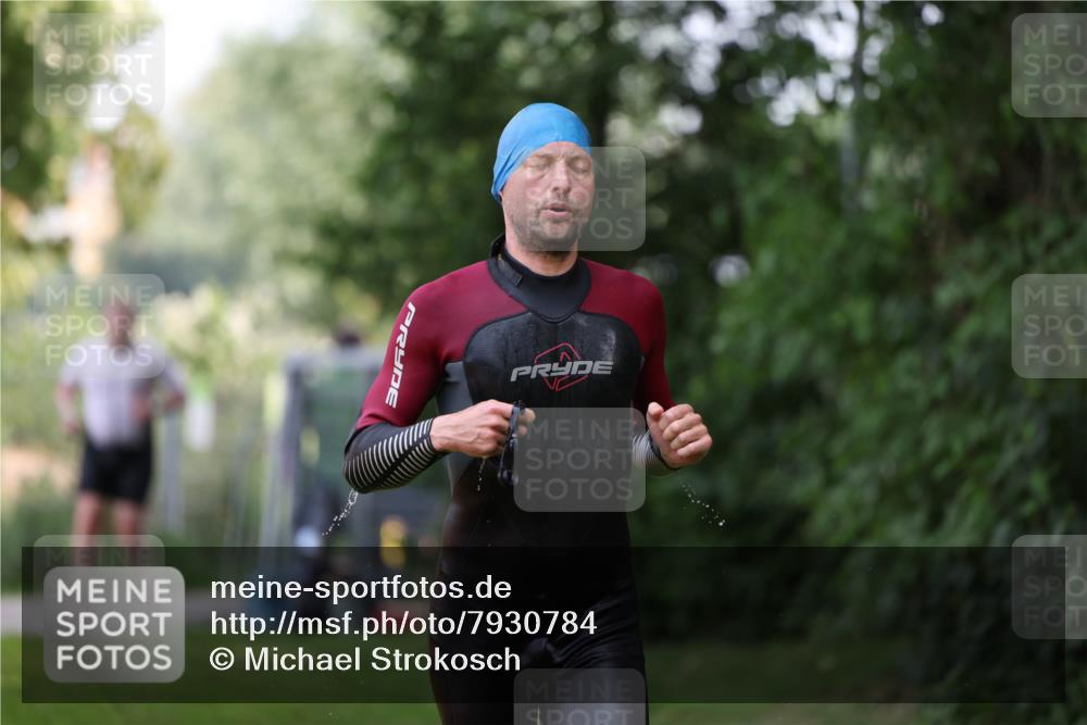 15.06.2025 - 7 Türme Triathlon Michael Strokosch http://msf.ph/oto/7930784 15.06.2025 12:29:12 Schwimmen 427, 502, 554, 640 meine-sportfotos.de